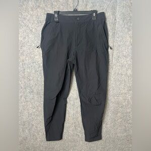 H&M Sport Men's‎ Size Medium Black outdoors lightweight Joggers